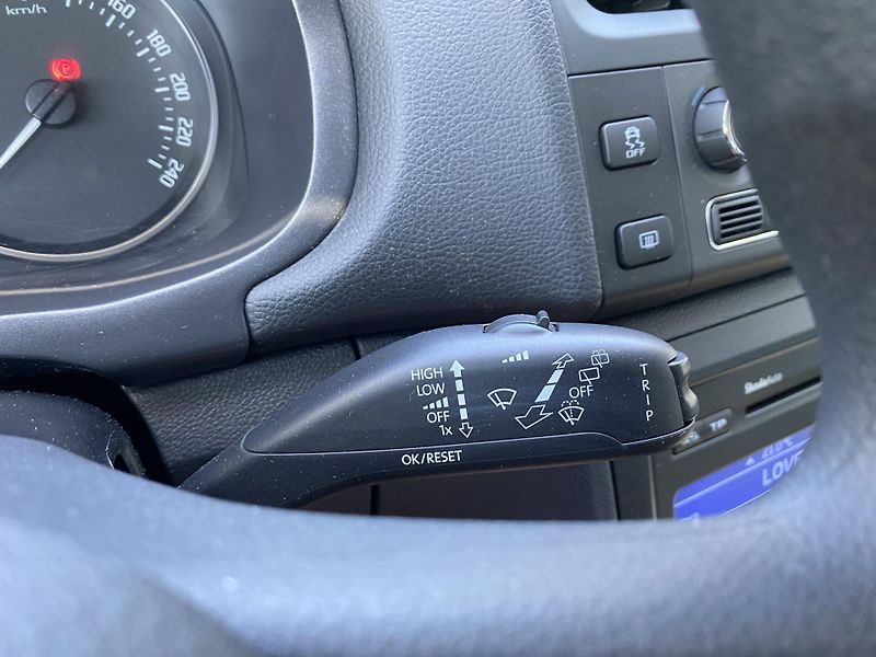 Škoda Fabia 1.2 TSI 63kW-CLIMATRONIC-TAŽNÉ - fotka 21 z 44