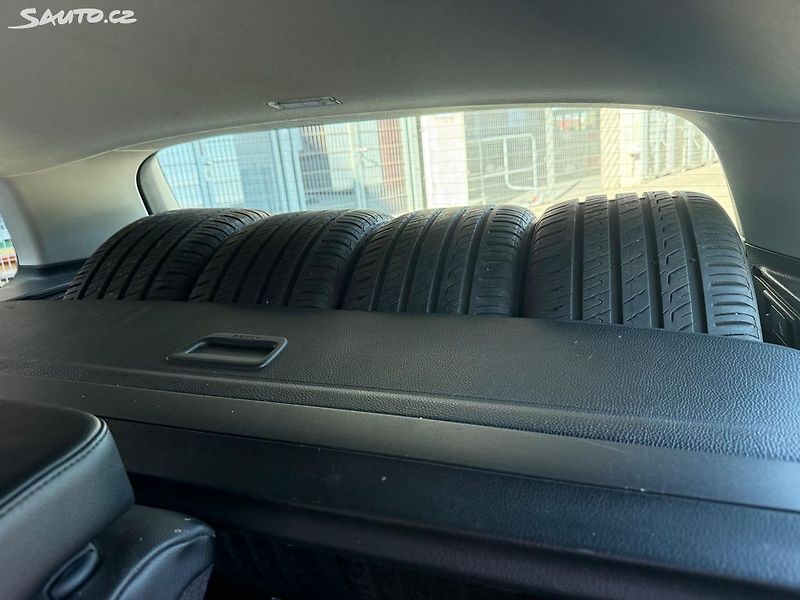 Volkswagen Passat (2011) 2.0TDI 125kw 4x4 Aut. Původ ČR - fotka 12 z 20