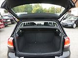 Volkswagen Golf 1,6 TDi 77kW serviska, závěs - náhled 17