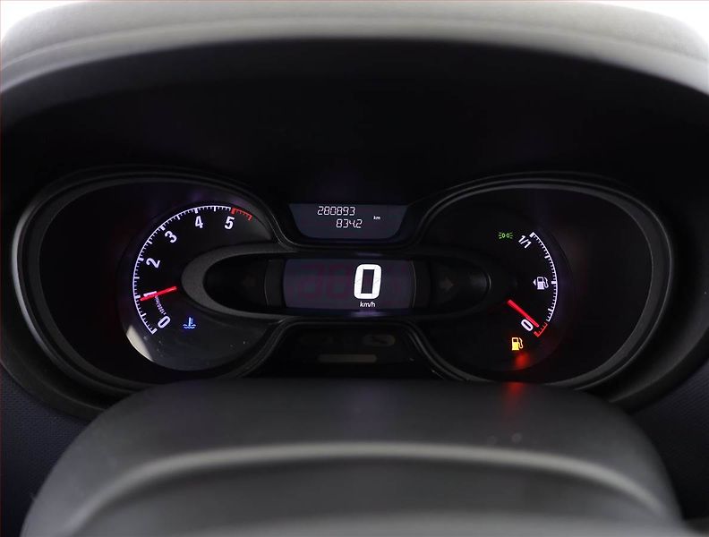 Opel Vivaro (2019) 1.6 BiCDTI, Bus, 9Míst, ČR - fotka 9 z 15