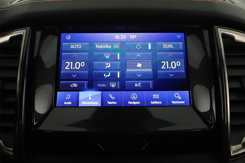 Ford Ranger (2023) 2.0 EcoBlue - fotka 15 z 20
