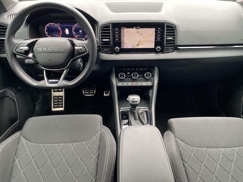 Škoda Karoq (2025) 1.5 TSI DSG Sportline - fotka 5 z 45