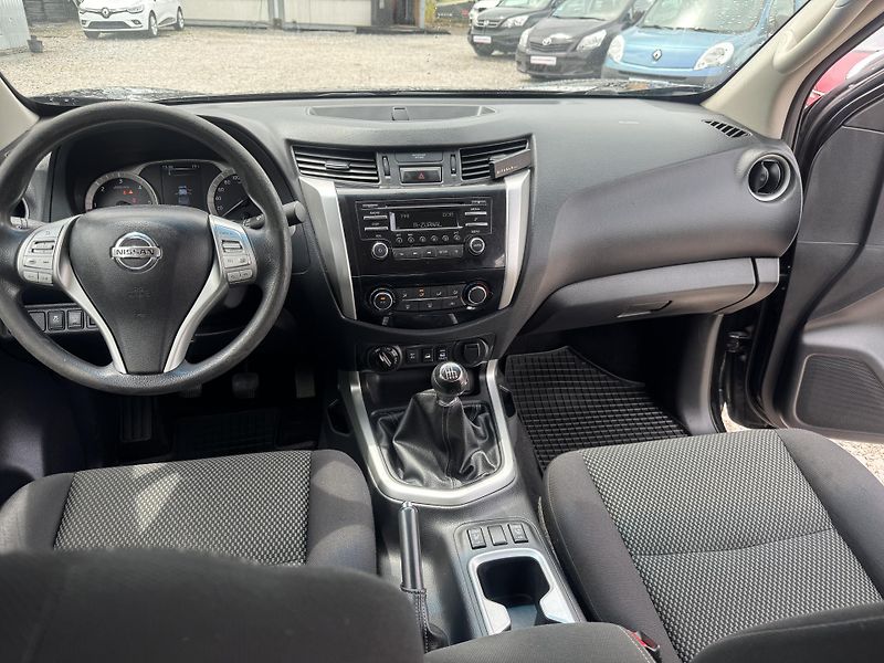 Nissan Navara (2017) 2.3DCi,4x4,TAŽNÉ,DPH - fotka 20 z 37