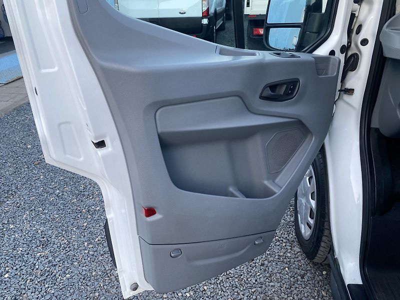 Ford Transit (2017) 2.0TDCi,TEMP, KLIMA,VÝB STAV - fotka 29 z 50