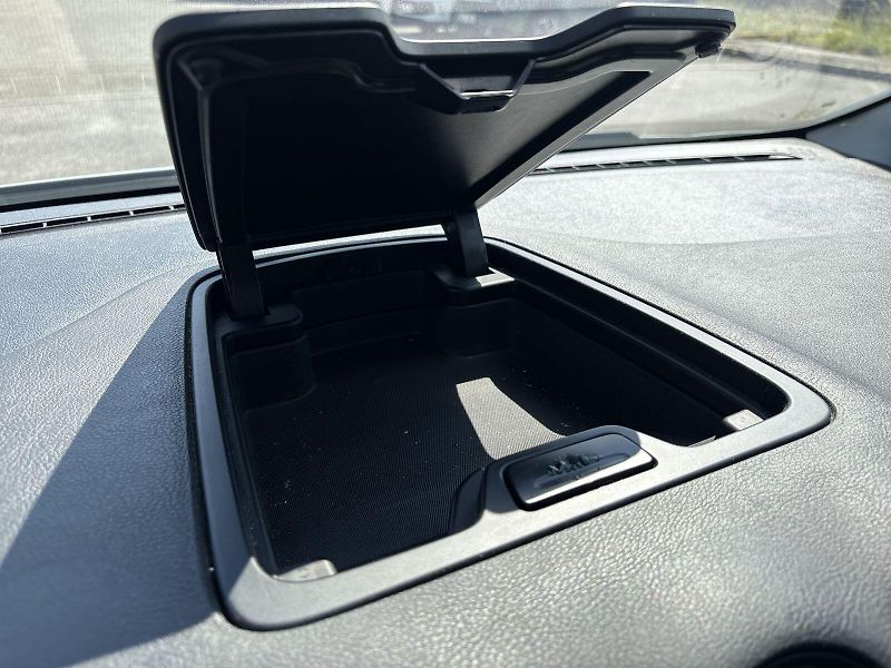 Ford Galaxy (2012) 2.0 TDCi AT Ghia - fotka 23 z 29