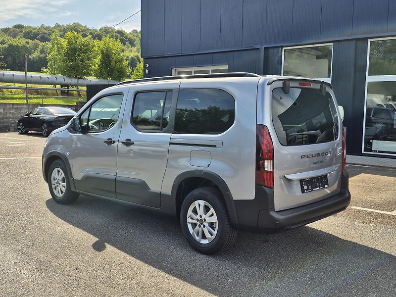 Peugeot Rifter (2026) Long ALLURE HDi 130 S&S MAN6 - fotka 3 z 21