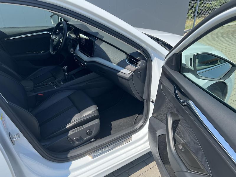 Škoda Octavia (2023) 2,0TDi 85kW STYLE - fotka 34 z 40