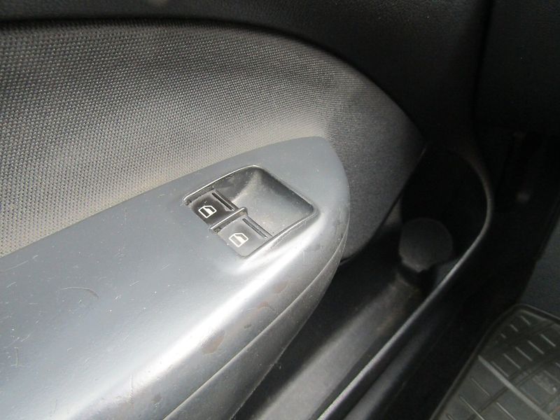 Škoda Octavia (2005) 1.9 TDI 77kW BEZ DPF - fotka 30 z 39