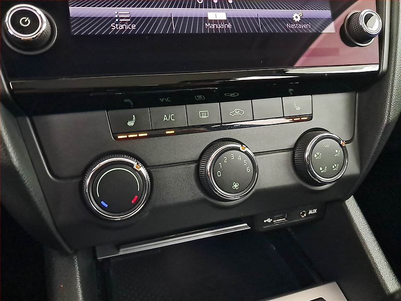 Škoda Octavia (2017) 1.4 TSI CNG, Tempomat - fotka 15 z 18