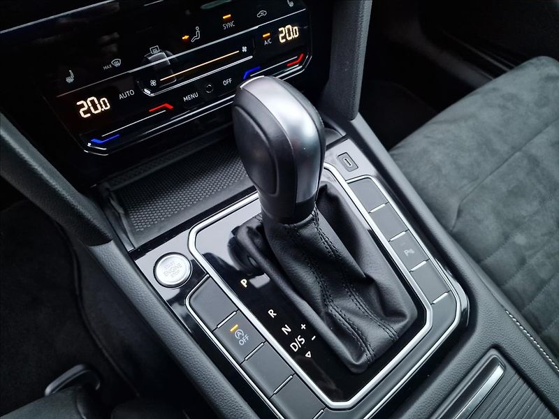 Volkswagen Passat 2.0TDI 147kW 4MOT DSG Eleg. - fotka 35 z 50