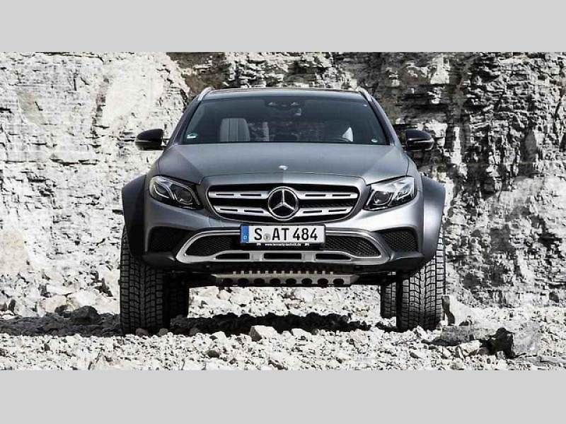 Mercedes-Benz třídy E All-Terrain 4x42.
