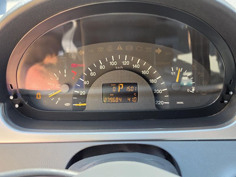 Mercedes-Benz Viano (2006) 2.2CDi 110kW 6-MÍST*PO SERVISU - fotka 15 z 35