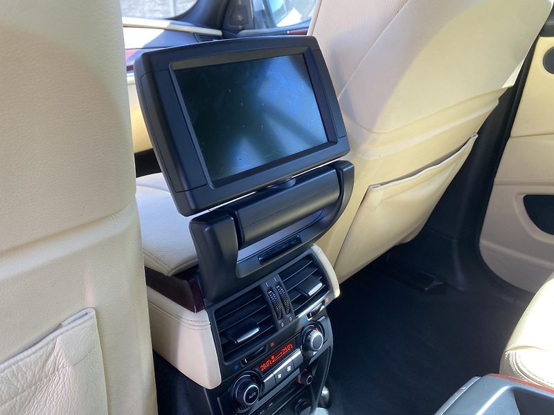BMW X6 4.0D 4x4 310PS FULL CZ DPH 1A! - fotka 143 z 166
