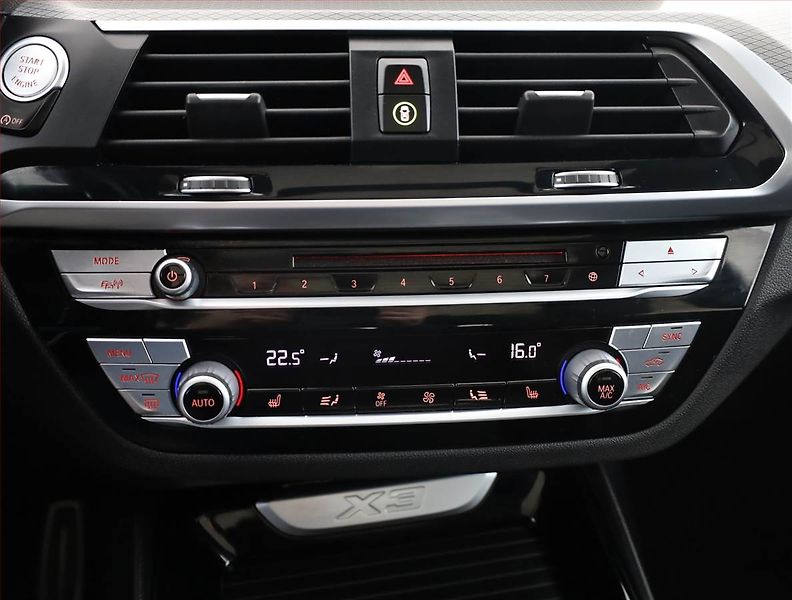 BMW X3 (2018) M Sport xDrive30d - fotka 11 z 21