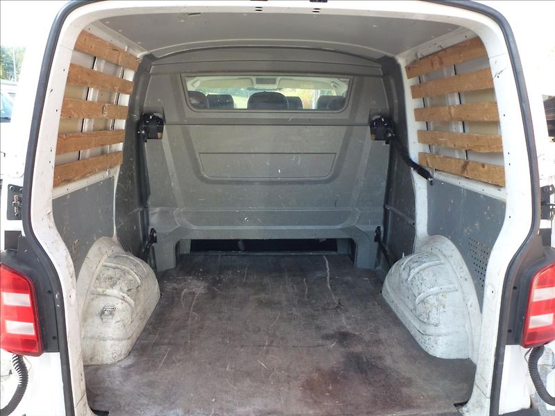 Volkswagen Transporter 2,0 TDI T6 6míst Klima,TZ - fotka 21 z 43