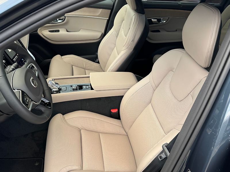Volvo XC90 T8 PLUS, VENTILACE, VZDUCH, 36 - fotka 9 z 21