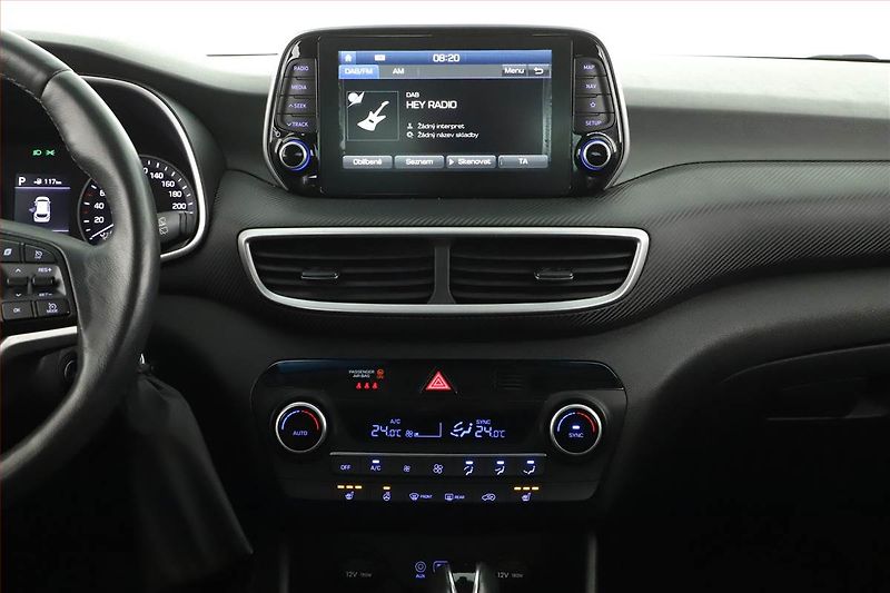 Hyundai Tucson (2018) 1.6 T-GDI, Automat, Navi - fotka 11 z 19