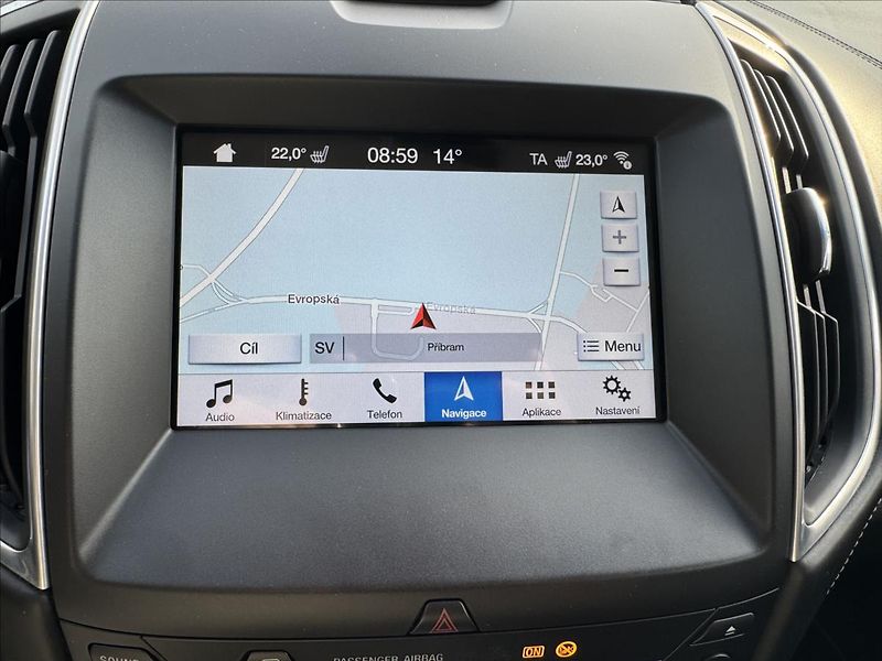 Ford Edge 2,0 TDCi Vignale AWD - fotka 14 z 19