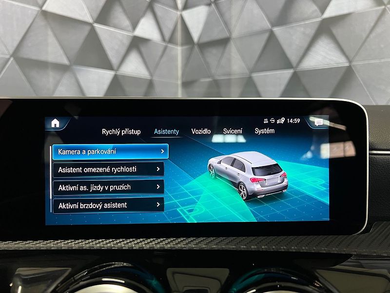 Mercedes-Benz Třídy A 180 CDI 85 KW 7G-DCT STYLE - fotka 19 z 26