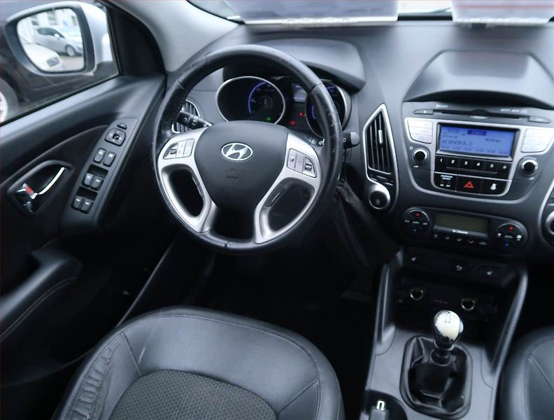 Hyundai ix35 (2012) 1.7 CRDi, Eko.zaplacen, po STK - fotka 7 z 18