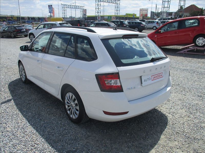 Škoda Fabia 1,0 TSI, klima,servis,DPH,CZ, - fotka 8 z 29