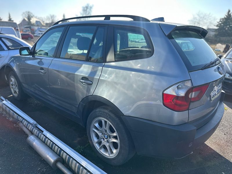 BMW X3 (2005) 2.0d 4X4 - fotka 3 z 5