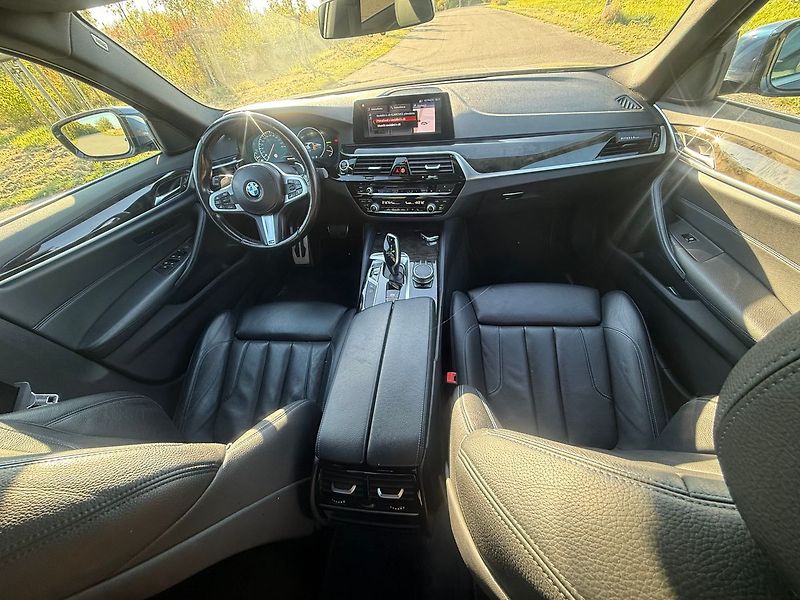 BMW Řada 5 X DRIVE PLNÁ VÝBAVA ODPOČET DP - fotka 10 z 15