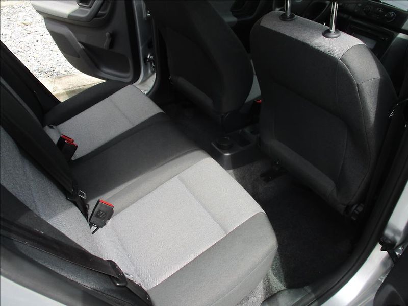 Škoda Fabia 1,2 i, klimatizace, tažné, - fotka 11 z 28