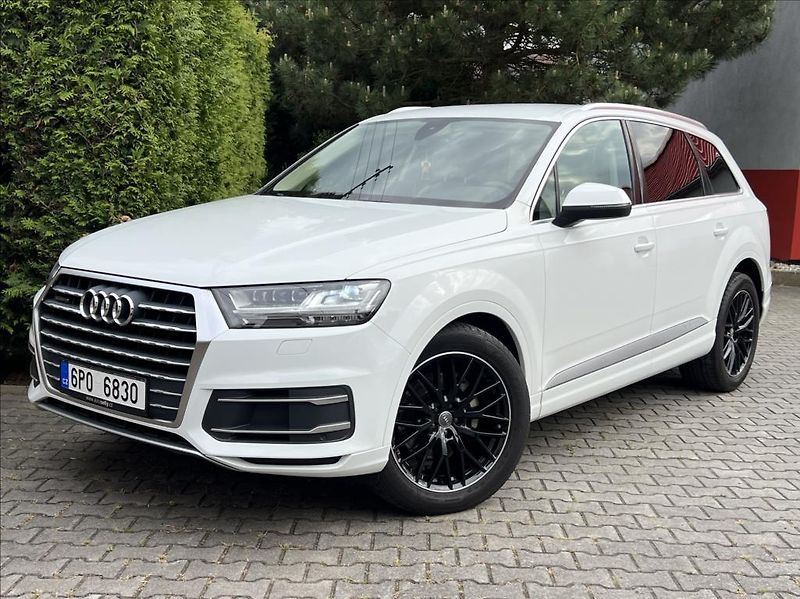 Audi Q7 3,0 TDi  MATRIX  VZDUCH  200kW - fotka 2 z 54