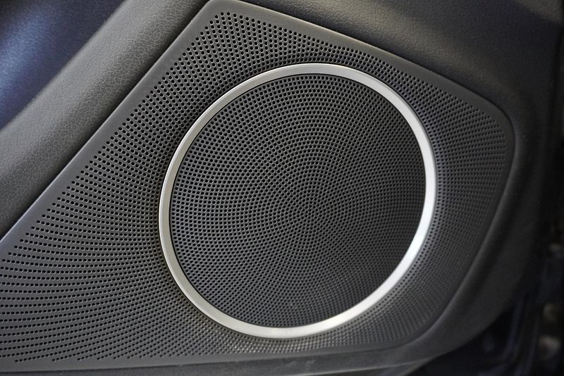 Audi S4 3.0 TFSI 333PS QUATTRO AUTOMAT - fotka 12 z 36