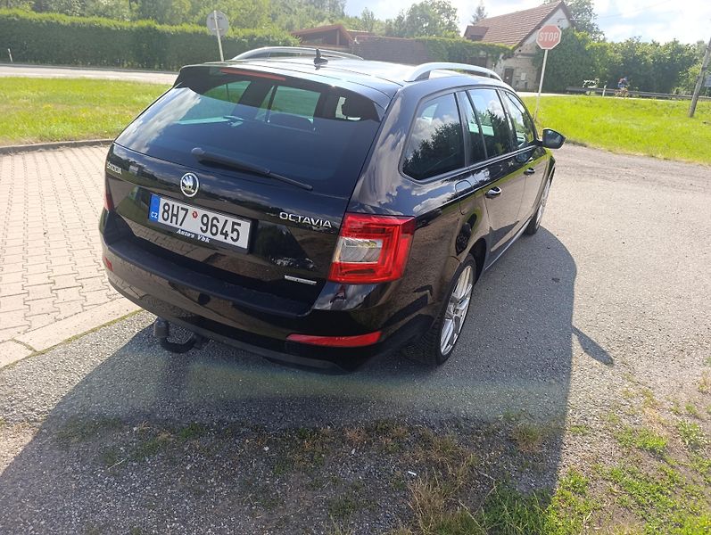 Škoda Octavia (2014) 1.6 TDi Green Line 81kw  - fotka 8 z 22