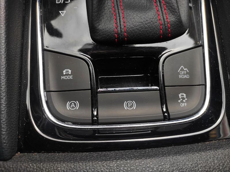 Škoda Kodiaq 2,0TDi RS,4x4,DSG,7 míst,TZ - fotka 39 z 69