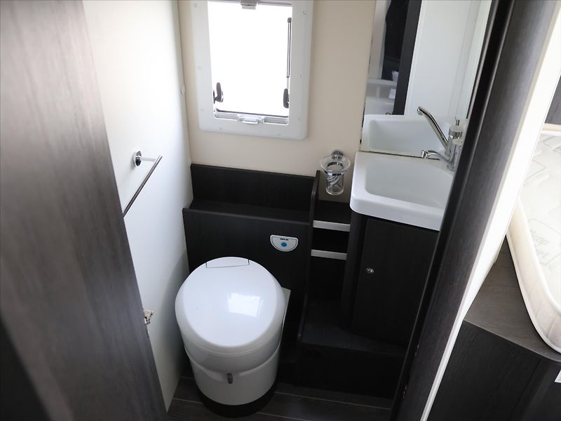 CI Caravans International Ostatní 2.0 CI Magis Plus 84 CZ DPH - fotka 23 z 44