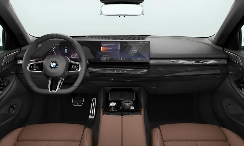 BMW Řada 5 540d xDrive Touring - fotka 3 z 4