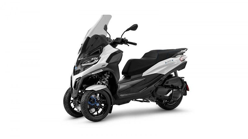 Piaggio MP3 400 (2026) MP3 Sport 400 E5+ - fotka 8 z 9
