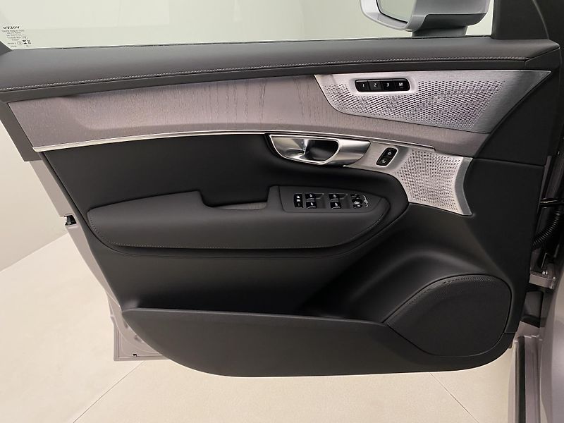 Volvo XC90 (2026) T8 AWD Plug-in BRIGHT ULTRA - fotka 7 z 76