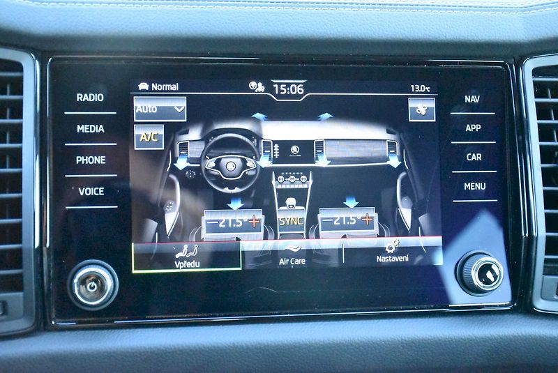 Škoda Kodiaq (2023) Sportline 1.5 TSI 110kW - fotka 23 z 35