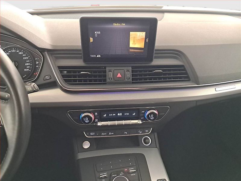 Audi Q5 (2017) 2.0 TDI - fotka 12 z 22