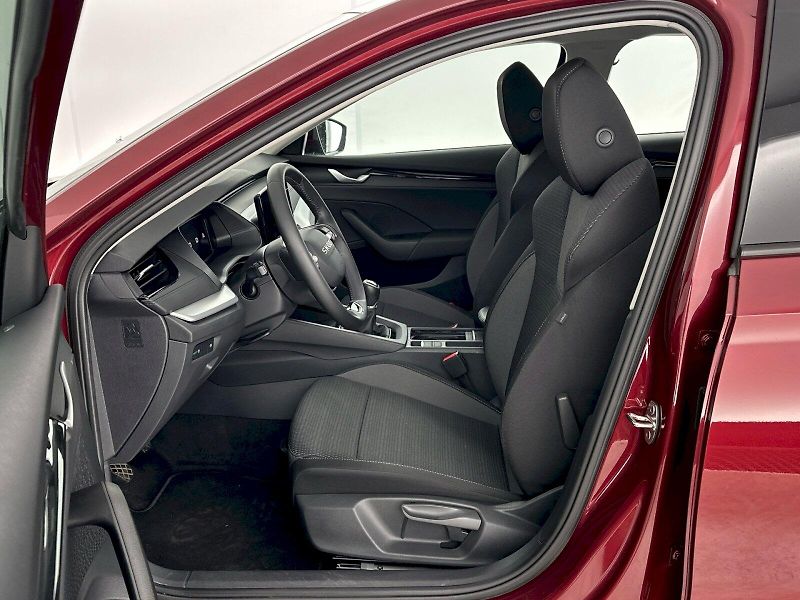 Škoda Octavia (2025) 1.5TSI 110kW Selection - fotka 7 z 30