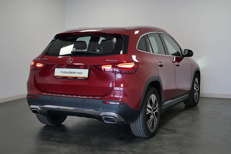 Mercedes-Benz GLA - fotka 2 z 26