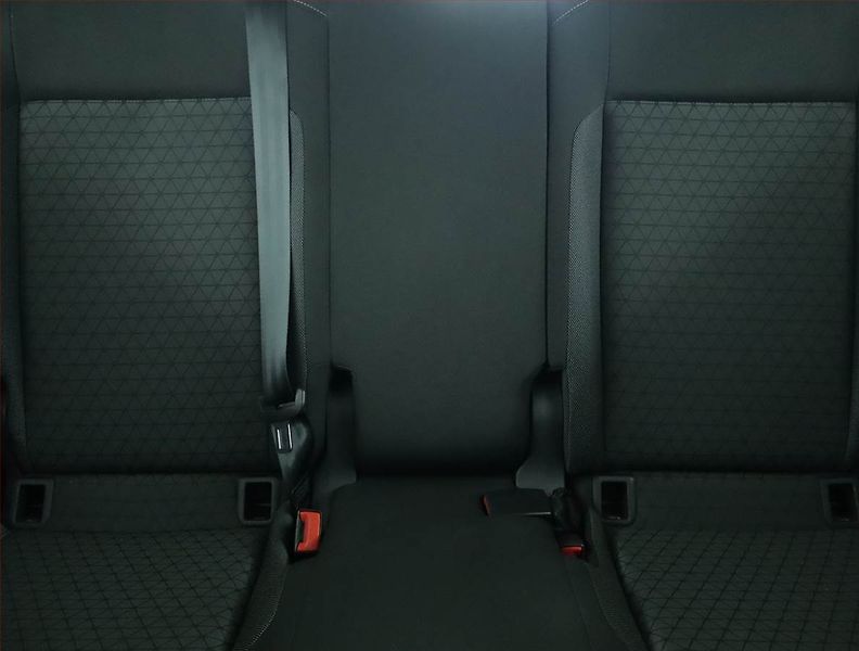 Volkswagen T-Cross (2021) Life 1.0 TSI, Serv.kniha, Navi - fotka 10 z 15