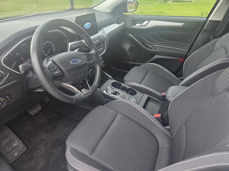Ford Focus 1.5 EcoBlue 88kW, A/T,LED,DPH - fotka 10 z 26