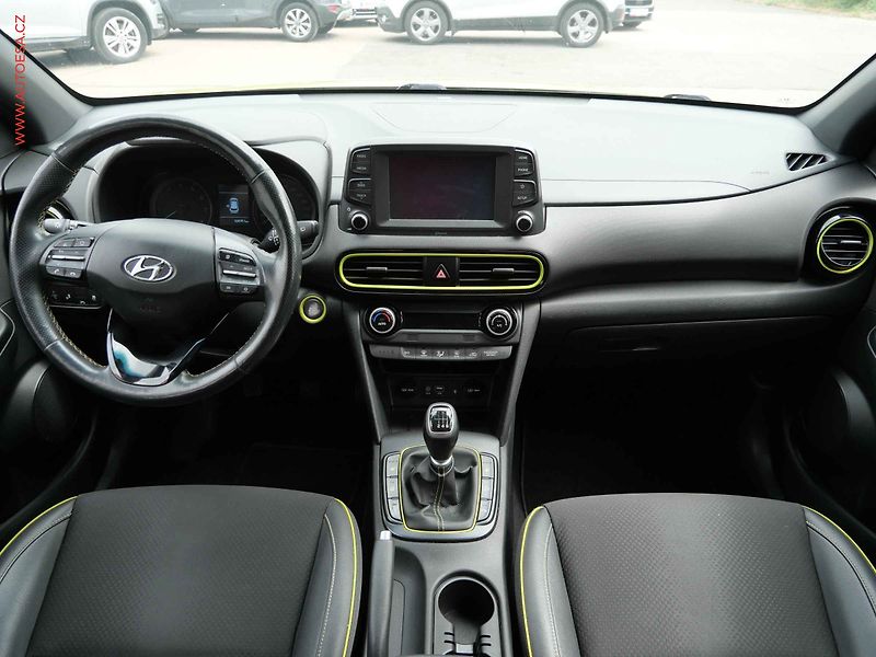 Hyundai Kona (2018) 1.0 TGDi, ČR - fotka 8 z 20