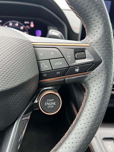 Cupra Leon 1.5 eTSI 110kW DSG 1.Maj DPH - fotka 11 z 26