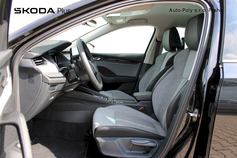 Škoda Octavia (2024) Top Selection 2,0 TDI 110kW DS - fotka 7 z 25