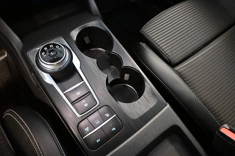 Ford Kuga (2024) 2.5 LED ACC VIRTUAL Tažné Kame - fotka 28 z 46