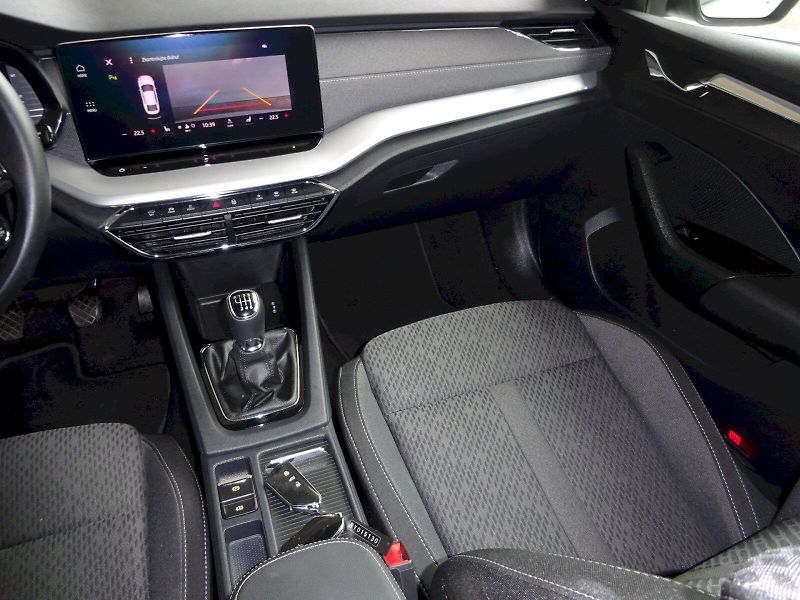 Škoda Octavia (2023) STYLE PLUS TD 85/2.0 M6F + taž - fotka 9 z 21