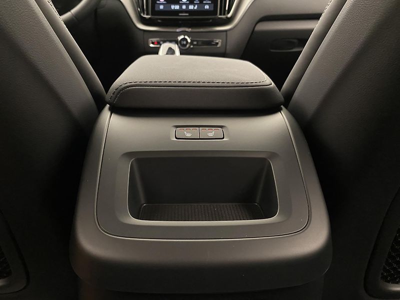 Volvo XC60 (2026) T6 AWD AUT DARK PLUS - fotka 66 z 66