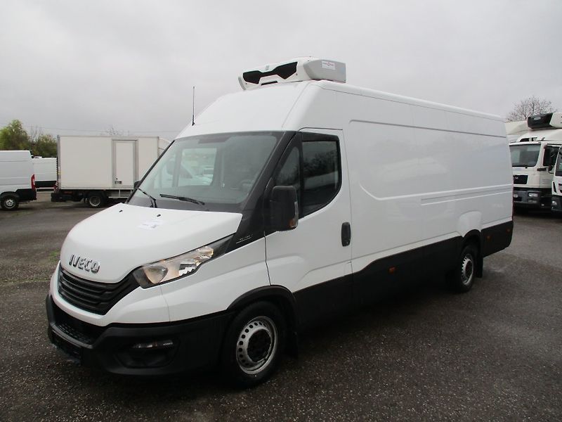 Iveco Daily 35S16, chladící Zanotti Z380 + - fotka 1 z 21