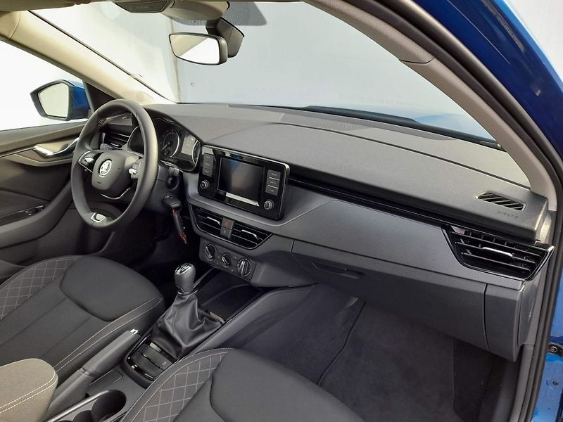 Škoda Kamiq Ambition Plus 1.0 TSI 81kW 6MP - fotka 11 z 20